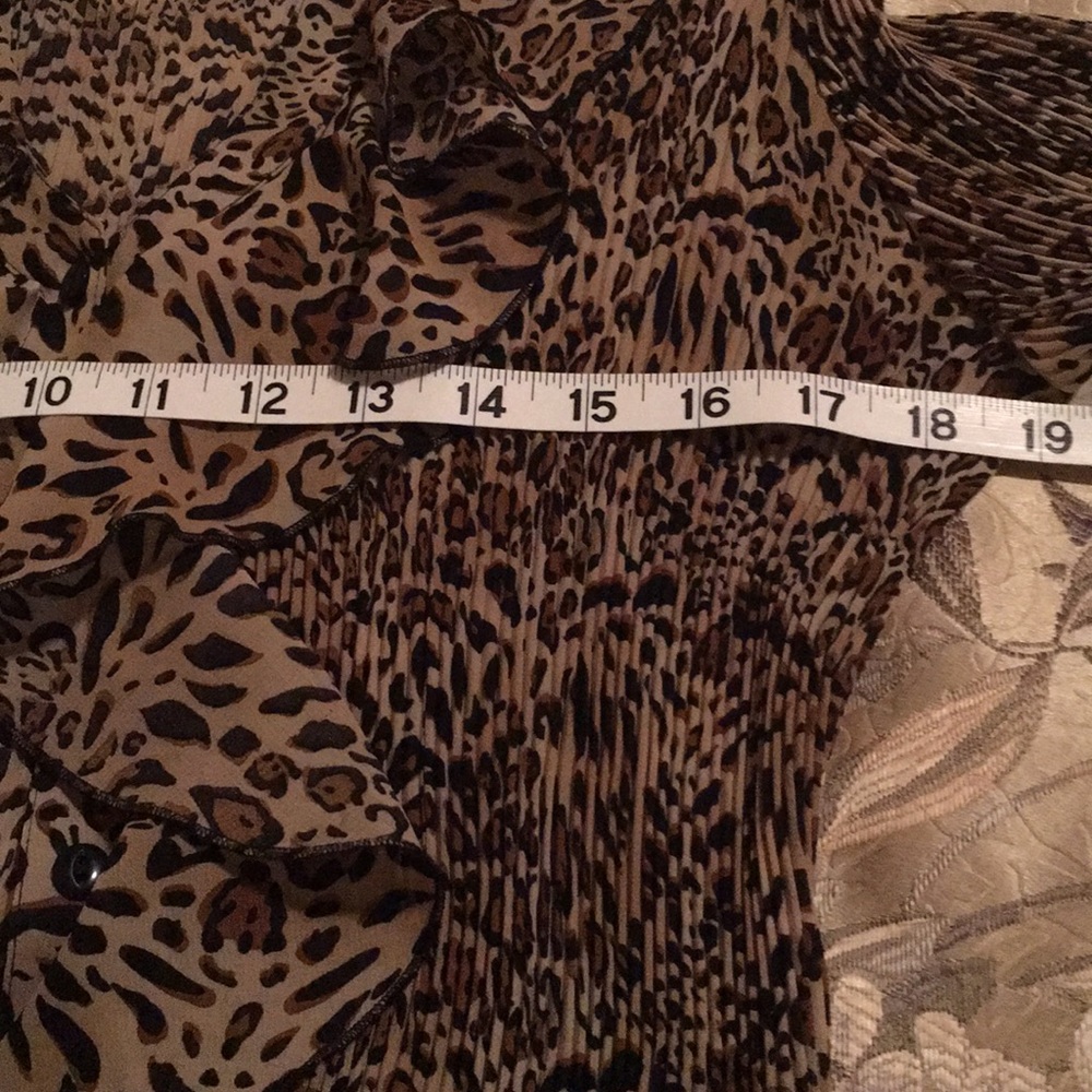 Animal print blouse - Picture 5 of 8